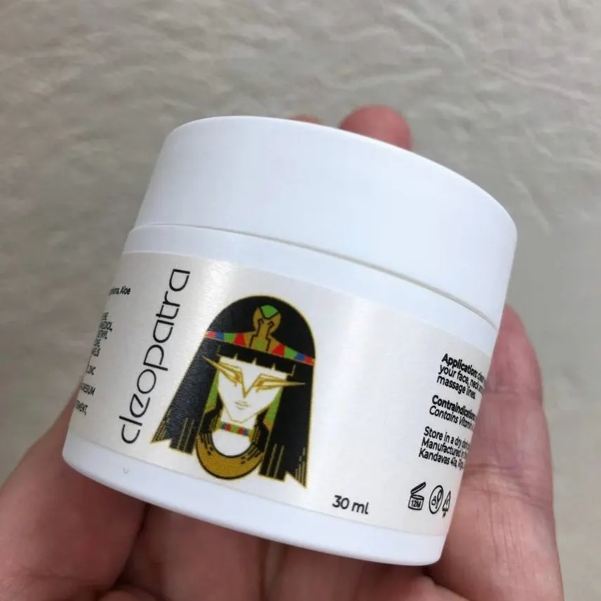 Cleopatra — ambalaj fotoğrafı