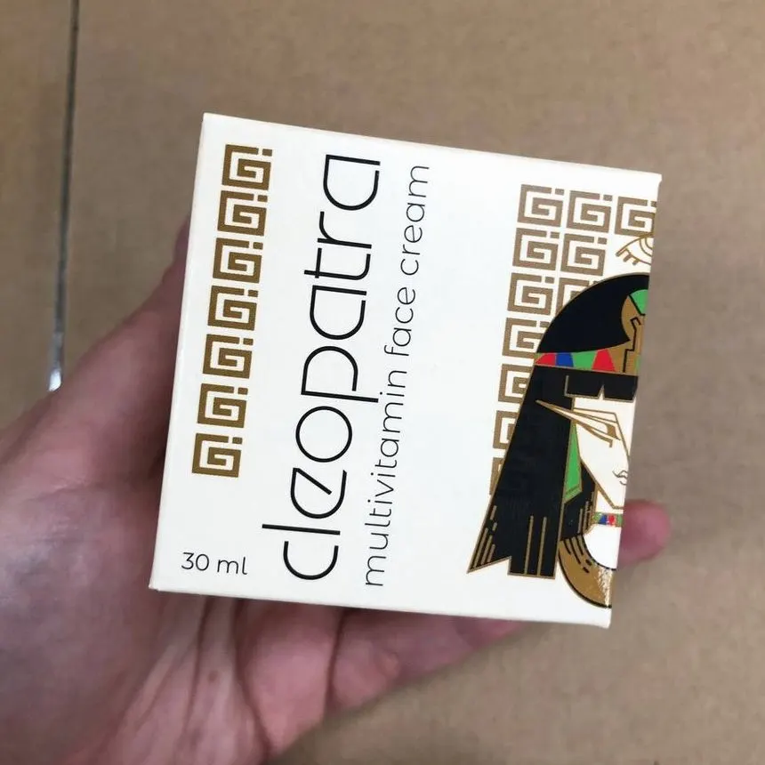 Cleopatra — ambalaj fotoğrafı 2